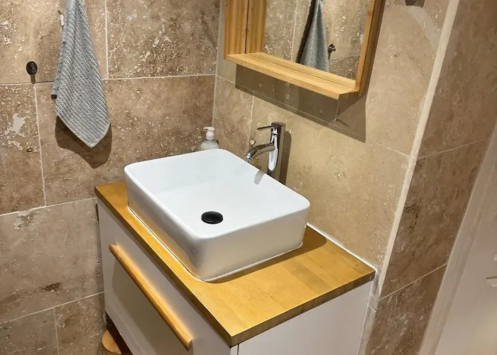 T2 A Saint-aygulf Apartment *